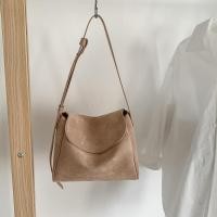 ราคา กระเป๋าสตั๊ดหนังแกะแท้ สไตล์เรโทร พร้อมฝามุม ขนาดกระทัดรัด เหมาะกับฤดูใบไม้ร่วงและหนาว ลายคลาสิกสำหรับสาวๆ เหมาะสวมใส่ในหลากหลายโอกาส (42921061258)