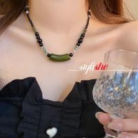 ราคา เลียนแบบสร้อยคอหยกสีเขียวสําหรับผู้หญิงสร้อยคอลูกปัดแฟชั่นจีนสไตล์โบราณเครื่องประดับหรูหราสร้อยคอกระดูกไหปลาร้า (29872091743)