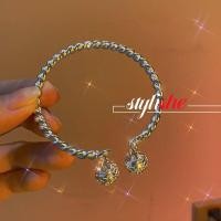 ราคา กําไลข้อมือ พร้อมกระดิ่งแหวน แฟชั่นเกาหลี เครื่องประดับผู้หญิง พระราชวัง กระดิ่ง ย้อนยุค อุปกรณ์เสริม (22383725243)