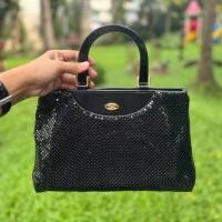 ราคา กระเป๋าถือสีดำ โลหะสีดำ สวย ใช้แล้วดูหรู (43223945815)