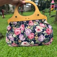 ราคา กระเป๋าถือ ผ้าปริ้นลาย วินเทจเลย (42173948426)