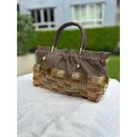 ราคา กระเป๋าหนังหมูแท้ สวยมาก สภาพใหม่มาก มือสอง (26189601544)