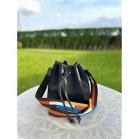 ราคา กระเป๋าสะพาย หนังแท้ สายสปอร์ต ทรงขนมจีบ มือสอง (43415795854)