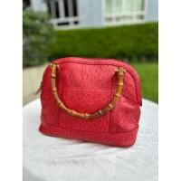 ราคา กระเป๋าทรงถือ หนังแท้ทำลายนกกระจอกเทศ หู bamboo สภาพใหม่ มือสอง (42361892287)