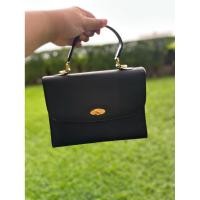 ราคา กระเป๋าถือ horse hair สีดำ (42173788500)