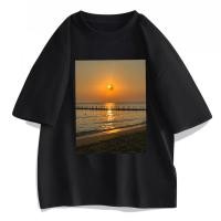 ราคา เสื้อผ้าพิมพ์พระอาทิตย์ตกริมทะเล เสื้อยืดแขนสั้น เสื้อยืดแขนสั้นสำหรับผู้ชายและผู้หญิง เสื้อยืดแขนสั้นสไตล์อเมริกัน (29871456015)