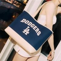 ราคา MLB NY UNISEX TOTE BAG กระเป๋าสะพายข้างทรงโท้ทใบใหญ่ Korea Varsity Canvas Shopper (29821661643)