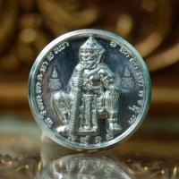 ราคา ท้าวเวสสุวรรณ หลังปลาตะเพียร รุ่นรวยเจริญดี ปี 2555 เนื้อปีกเครื่องบิน วัดพระศรีรัตนมหาธาตุ พิษณุโลก จัดสร้าง (24883076366)