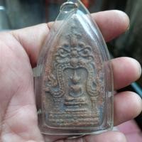ราคา พระซุ้มเสมาทิศ เนื้อดิน ซึ่งเป็นพระกรุที่พบจากวัดอรัญญิก จังหวัดพิษณุโลก sp10 (27692963590)