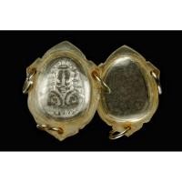 ราคา พระปิดตานะหัวเข่า เจ้าคุณผล วัดหนังราชวรวิหาร ปี 2509 d13 k01 (26818673906)