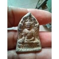 ราคา พระพุทธชินราช ใบเสมา เนื้อชินเขียว พบที่กรุวัดพระศรีรัตนมหาธาตุ พิษณุโลก พิมพ์ใหญ่ฐานเตี้ย อายุมากกว่า 400 ปี e15 (29674738282)