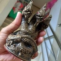 ราคา พญานาค 3 เศียรขนาดบูชา เนื้อมวลสารผงแร่เหล็กน้ำพี้ d16 (24340376049)