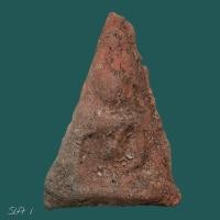 ราคา พระนางพญาพิมพ์ใหญ่เข่าตรง เป็นพระลึกลับ เนื้อเก่ามีอายุ ไม่ทราบที่แน่ชัด แต่เป็นกรุในพิษณุโลกแน่นอนครับ slft 1 (49450826647)