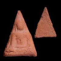 ราคา พระนางพญา สมเด็จนางพญา กรุวัดสุดสวาสดิ์ พิษณุโลก เนื้อดินเก่า อายุหลายร้อยปี sP3 n16 (44302542718)