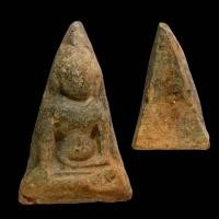 ราคา พระนางพญา พิมพ์เข่าตรง กรุวัดนางพญา พิษณุโลก เนื้อดิน สภาพตามรูป พระบ้านแท้ตรงปก sp3 (41052305598)