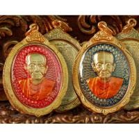 ราคา สมเด็จโต พุฒาจารย์โต วัดระฆัง รุ่นพรปาฏิหาริย์ ปี 2560 ที่ระลึก 145 ปี รับ 2 องค์ พร้อมกล่องตามรูป (28112753056)