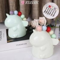 ราคา ส้อมจิ้มผลไม้ รุสซิก ชุดส้อมเค้กขนาดเล็กพลาสติกสร้างสรรค์สีสันสดใสพร้อมถังเก็บส้อมขนมในครัวเรือน (40763244691)