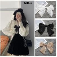 ราคา เข็มกลัดโบว์สีขาวORNATE พร้อมอโลยหัวใจลูกพวงระฆัง เพื่อความสวยงามบนเสื้อเชิ้ต (53350233863)