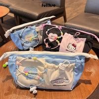 ราคา ดินสอ FULLHSE ความจุขนาดใหญ่ Pochacco Cinnamoroll Kitty กระเป๋าปากกา การ์ตูน Drawstring Design Sanrio กระเป๋าเครื่องเขียนมัลติฟังก์ชั่นสํานักงานโรงเรียน (52651853536)