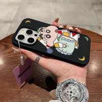 ราคา พร้อมส่ง เคสไอโฟน11 เปลือกซิลิโคน อนิเมะ Crayon Shin chan Black Case For iPhone 16 Pro Max 12 13 14 15 16 Pro 7 8Plus (42005180470)