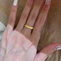 ราคา แหวนเล็กแบบสองวง มีไฟกระพริบและดาวทองพุ่งขึ้น สร้อยข้อมือน่าประทับใจสำหรับการขอพร (42776579303)