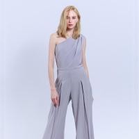 ราคา JS417จั๊มสูทผ้าซาร่า ไหล่เฉียง กางเกงเป็นทรงCulottes ที่ใส่แล้วจะบานและมีจีบด้านหน้าลุคนี้ใส่แล้วเป็นสาวมั่น (3857648025)