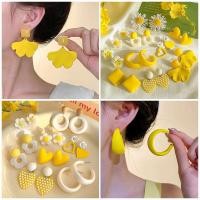 ราคา 2025 ต่างหูสีเหลืองเกินจริง หัวใจใบเมเปิ้ล เครื่องประดับแฟชั่น (41055285435)