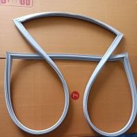 ราคา 900680 ขอบยางตู้เย็นยี่ห้อ sanyo ประตูเดียว ศร กดกลาง กว้าง ยาว 53 103 5 ยางแท้ (19822617478)