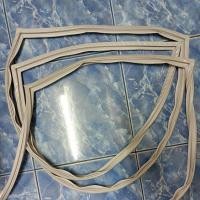 ราคา 900227 ขอบยางตู้เย็น ซัมซุง samsung ตู้เย็น 2 ประตู no frost รุ่น RT21MHSS1 XST (8030531791)