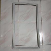 ราคา 900845 ขอบยาง ตู้แช่ 1 บาน ยี่ห้อ sanden กว้าง ยาว 39 59cm (21076465903)