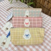 ราคา การ์ตูนสไตล์ญี่ปุ่น มิฟฟี่ กระต่ายนักเรียนกรณีดินสอผ้าฝ้ายลายน่ารักขนาดใหญ่ ความจุกระเป๋าเครื่องเขียนกระเป๋าเก็บเครื่องสําอาง (54651911289)