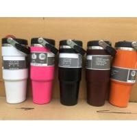 ราคา แก้วเก็บความเย็นแบบใหม่มีหูจับ หูหิ้ว แก้วกาแฟสีพื้น แก้วสแตนเลส 890ml (24157488992)