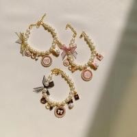 ราคา ปลอกคอสัตว์เลี้ยง สร้อยคอกระดิ่งแมวสุนัขเครื่องประดับน่ารักมุกผู้หญิงสไตล์คลาสสิกสร้อยคอ (26793219920)