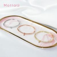 ราคา Motta Bangle กำไลข้อมือชุบทองคำขาว เรียบหรูใส่ได้กับทุกลุค (41373214435)