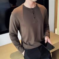 ราคา เสื้อยืดผู้ชายแบบเฮนรี่คอปกแขนยาว สวมใส่สบาย มีเทคโนโลยีป้องกันแบคทีเรีย ดีไซน์สีทึบ (52550291023)