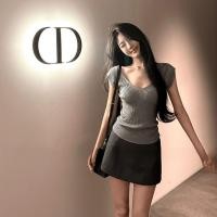 ราคา ฤดูร้อนใหม่หวานคอวีสีทึบสลิมฟิตสั้นถักเสื้อยืดผู้หญิง 240703 (29754422890)