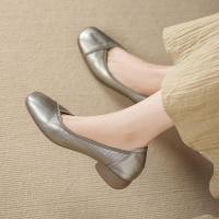 ราคา รองเท้าผู้หญิง ส้นเตี้ย พื้นนุ่ม ใส่สบาย สไตล์เรียบง่าย (27590099407)