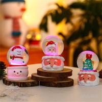 ราคา ღ ลูกแก้วคริสตัลประดับไฟคริสต์มาส ลูกโลกหิมะคริสต์มาส ของขวัญวันขอบคุณพระเจ้า ของตกแต่งโต๊ะทำงานที่บ้านและสำนักงาน (55101098141)