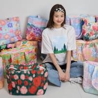 ราคา NEW Vibes brandd Printed Puff Vibes Padded bag with zip Large size กระเป๋าพัฟพิมพ์ลาย มีซิป (29669603498)