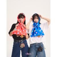 ราคา NEW vibes brandd Party Pop bucket bag กระเป๋าผ้า กระเป๋าสะพายข้างหูรูด (43761401935)