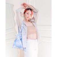 ราคา HOT vibes brandd Sky bucket bag กระเป๋าผ้า แบบมีเชือกรูด (12931890857)