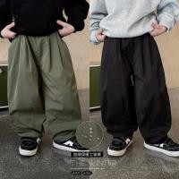 ราคา ชุดลำลองเด็กชายฤดูหนาว 2025 สไตล์ใหม่ กางเกงกันน้ำพร้อมซับในอบอุ่น ชุดเอี๊ยมสำหรับเด็ก (54351560170)