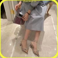 ราคา ISFAME 7 ซม รองเท้าส้นสูงหัวแหลมเพชร ใส่เกิดทุกงาน สุดฮิต งานแฟชั่นรองเท้าส้นสูง ประดับโบว์ และเพชร คริสตัล สวยงาม แฟชั่นแฟรี่ สําหรับผู้หญิง (41120840025)