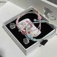 ราคา สร้อยข้อมือ Kawaii Hello Kitty สีชมพู Y2K เชือกถักน่ารักพร้อมจี้เพื่อน ของขวัญสำหรับสาวๆ (50050586055)