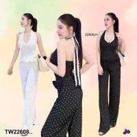 ราคา TW22608 set 2 ชิ้น ลายจุด เสื้อผูกคล้องคอ แต่งลูกไม้เว้าหลัง กางเกงขายาว ทรงสวย เรียบหรู (42222130944)