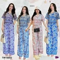 ราคา TW18893 Set 2 ชิ้น เสื้อเชิ้ตครอปลายกราฟฟิก กางเกงขายาว (29003011186)