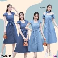 ราคา TW20219 เดรสยีนส์แขนย่นจับจีบ ติดกระดุมด้านหน้า มีโบว์แยก 1 เส้น (24805968932)