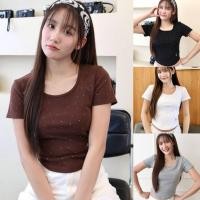 ราคา JARINYA 877 เสื้อทรงครอปโค้ง รับกับรูปร่าง ใส่แล้วดูเพรียว ปักเพชรทั้งตัว (42371346222)