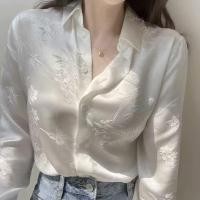 ราคา เสื้อแขนยาวสไตล์เกาหลี แบบหลวม ๆ จากผ้าซาตินลายพิมพ์สำหรับสุภาพสตรี (43010666102)