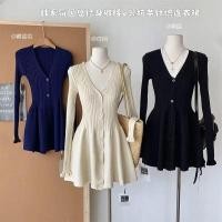 ราคา มินิเดรสแขนยาวสไตล์เกาหลี ลายถักโวลต์ ทรงกระบอกแคบ สำหรับฤดูใบไม้ร่วง (45752052584)